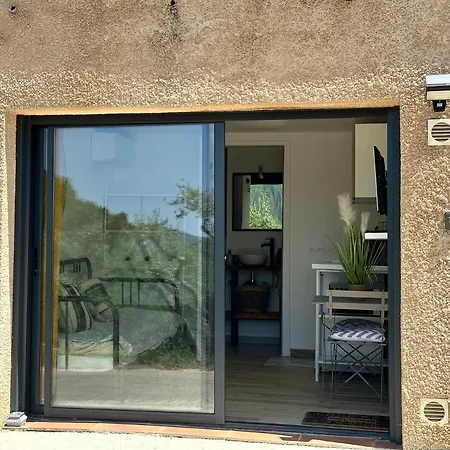 Studio Collobrieres Vue Sur Village Exterior photo